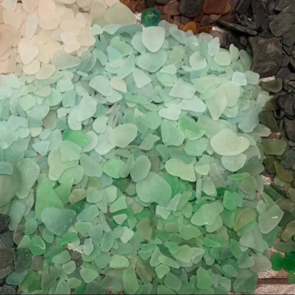 Genuine Sea glass Puerto Rico Caribbean found on the beach - Picture 2 of 6
